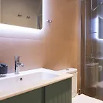Urban 特里卡拉